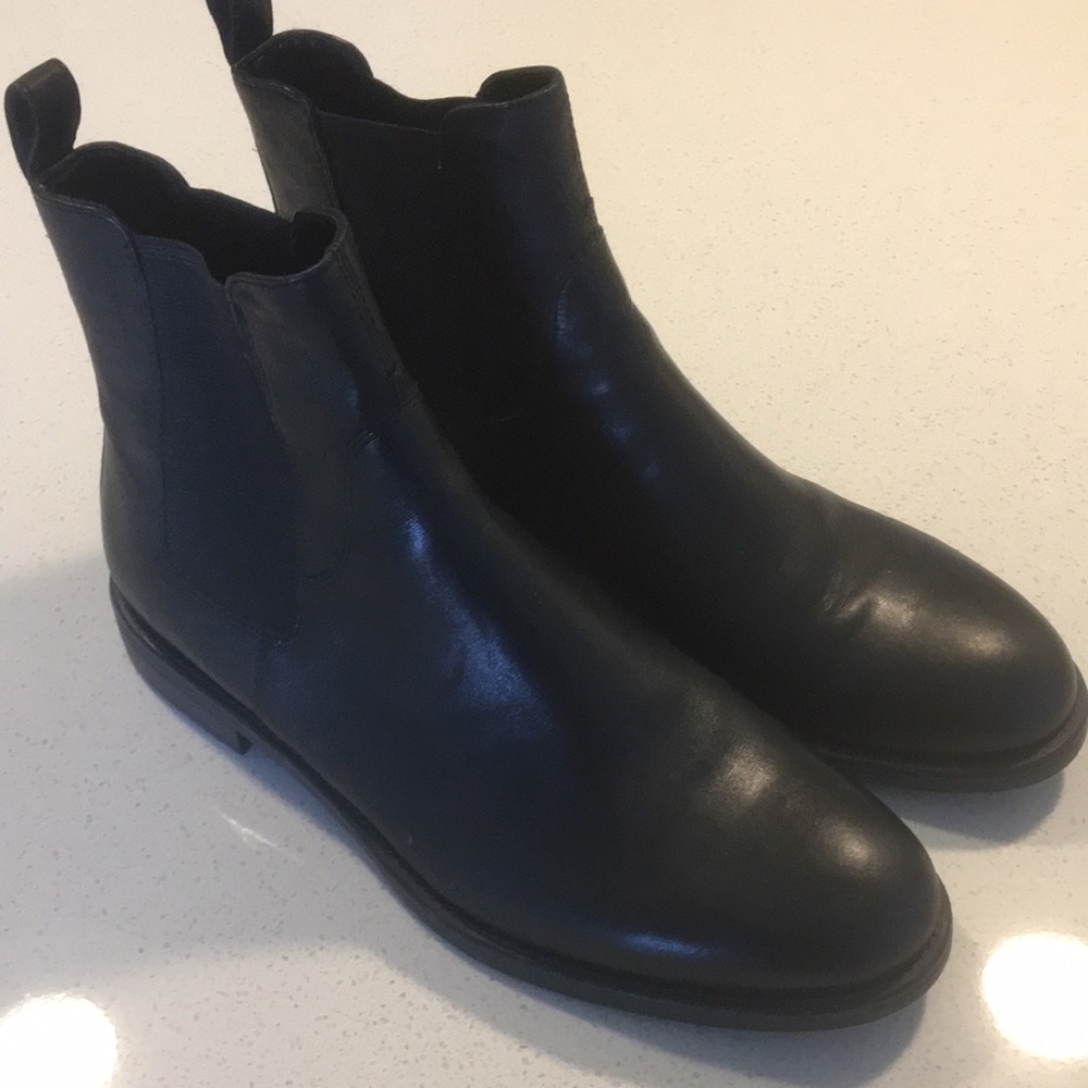 Vagabond Chelsea boots